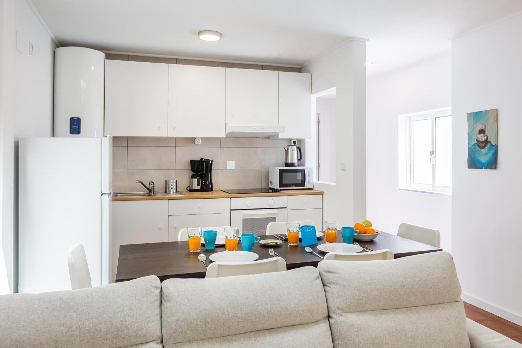 Live, Laugh, Love Beach Guest Home With Ac Madalena  Phòng bức ảnh
