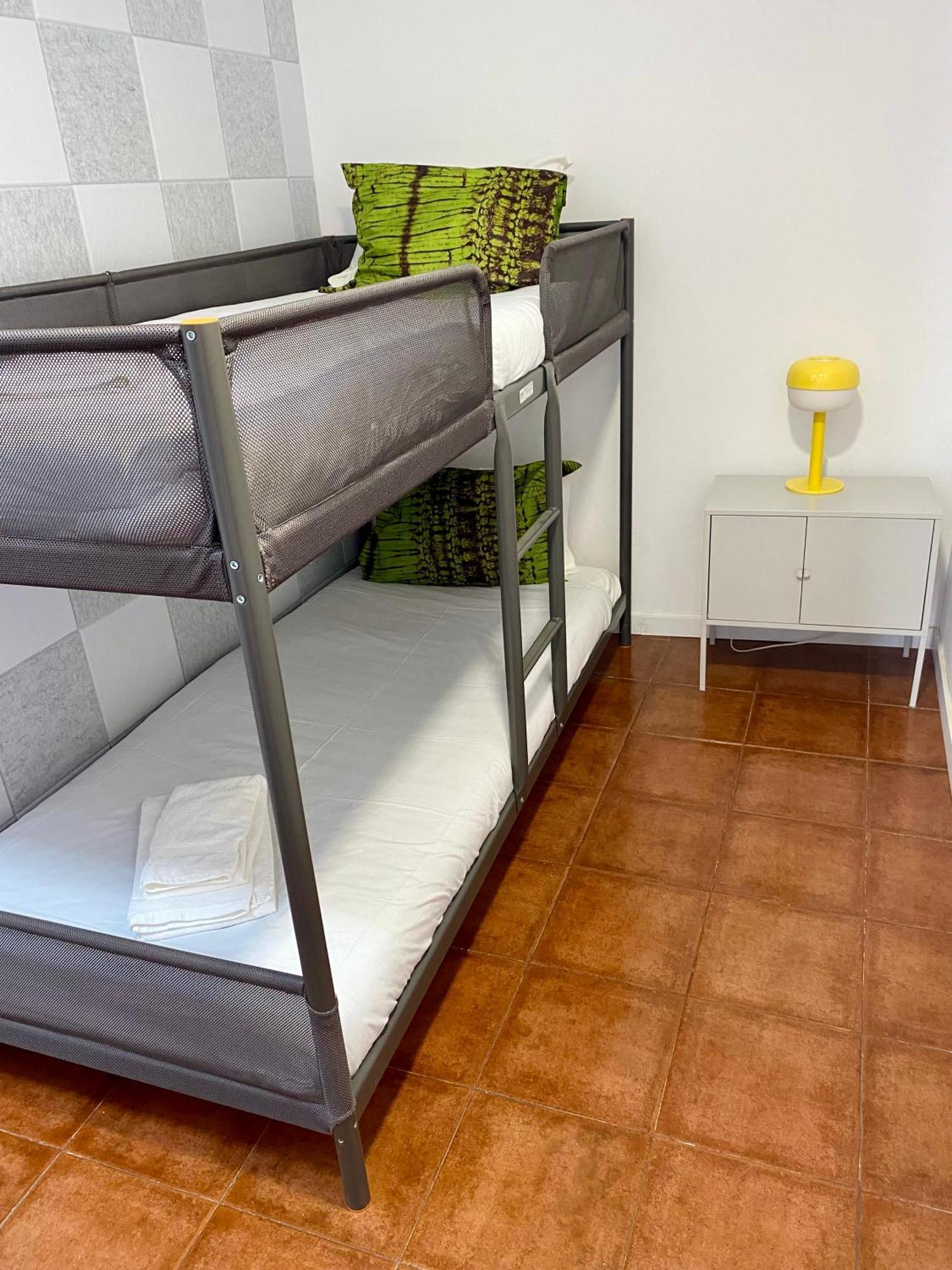 Live, Laugh, Love Beach Guest Home With Ac Madalena  Phòng bức ảnh