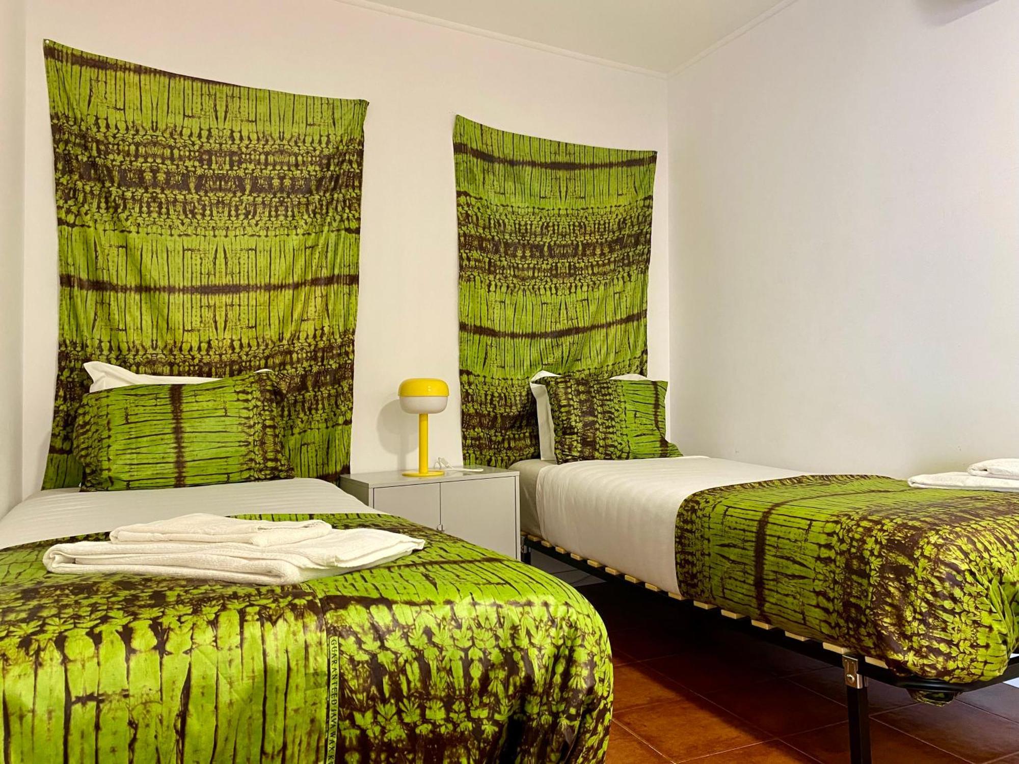 Live, Laugh, Love Beach Guest Home With Ac Madalena  Phòng bức ảnh